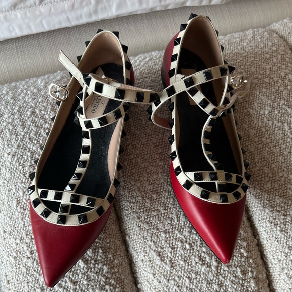 Valentino Garavani Rockstud Flats - Picture 1 of 2